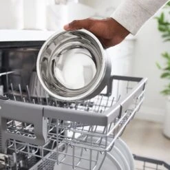 Frisco Insulated Two-Toned Non-Skid Stainless Steel Dog & Cat Bowl -Optimal Pet Shop 257168 PT6. AC SS1800 V1615939340